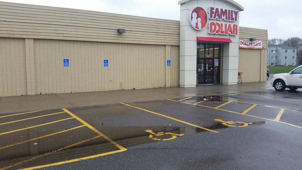 Family Dollar | 8001 Bass Lake Rd, New Hope, MN 55428, USA | Phone: (612) 851-2030