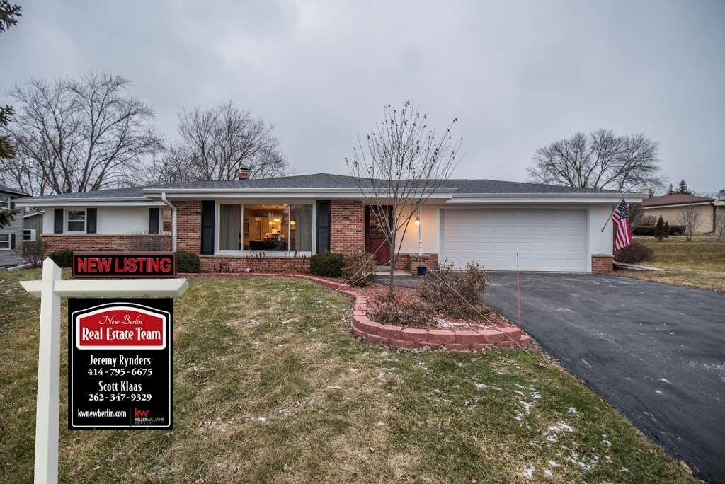 Lifetime Realty Group with Keller Williams Realty | 2665 S Moorland Rd Suite 104, New Berlin, WI 53151, USA | Phone: (414) 795-6675