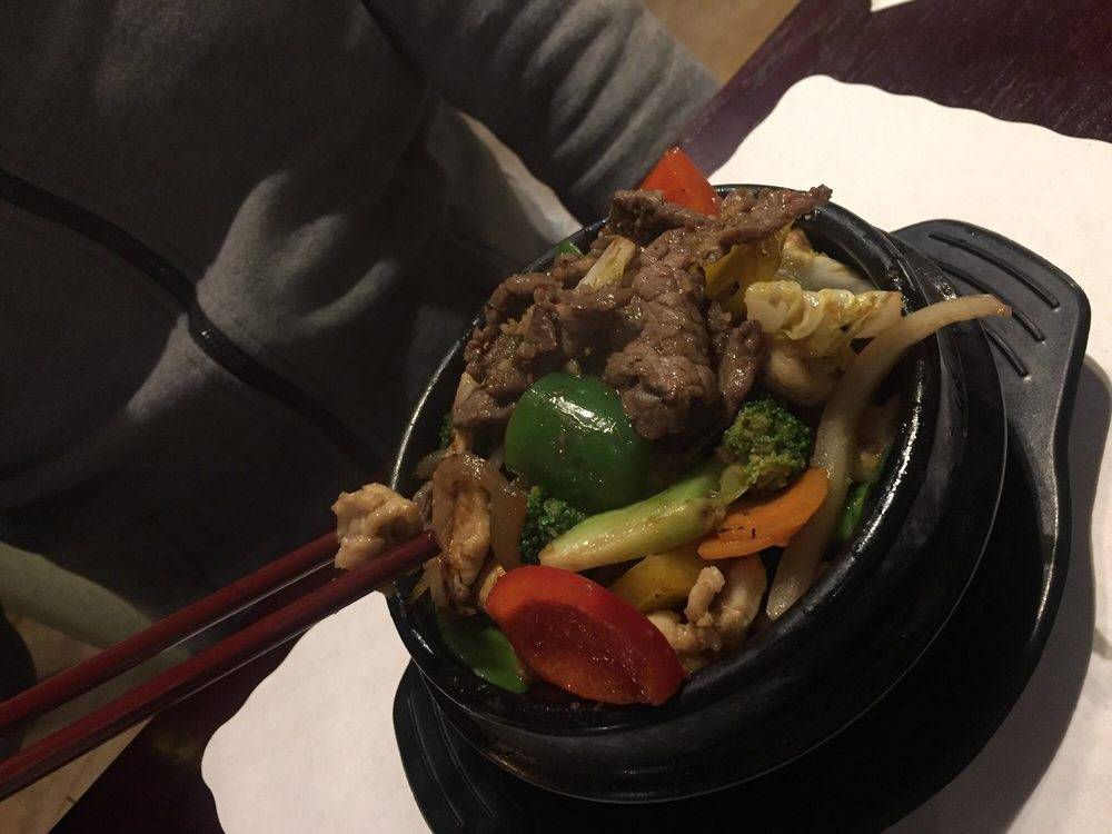 Lotus Bistro | 325 Old Newport Blvd #1, Newport Beach, CA 92663, USA | Phone: (949) 287-6827