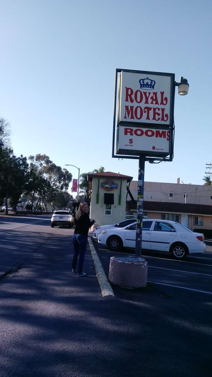 Royal Motel | 1488 N Coast Hwy 101, Encinitas, CA 92024, USA | Phone: (760) 632-8559