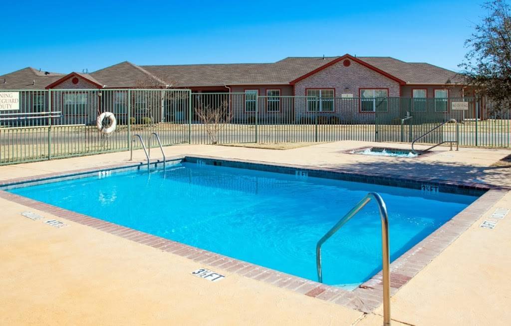 Hillcrest Manor Senior Apartments | # 23101, 1102 N Memphis Ave, Lubbock, TX 79415, USA | Phone: (833) 314-0857