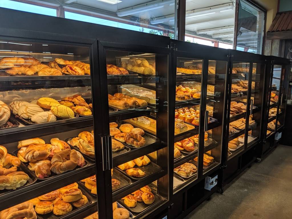 Georges International Grocery | 2021 Broadway, Fort Wayne, IN 46802, USA | Phone: (260) 420-5565