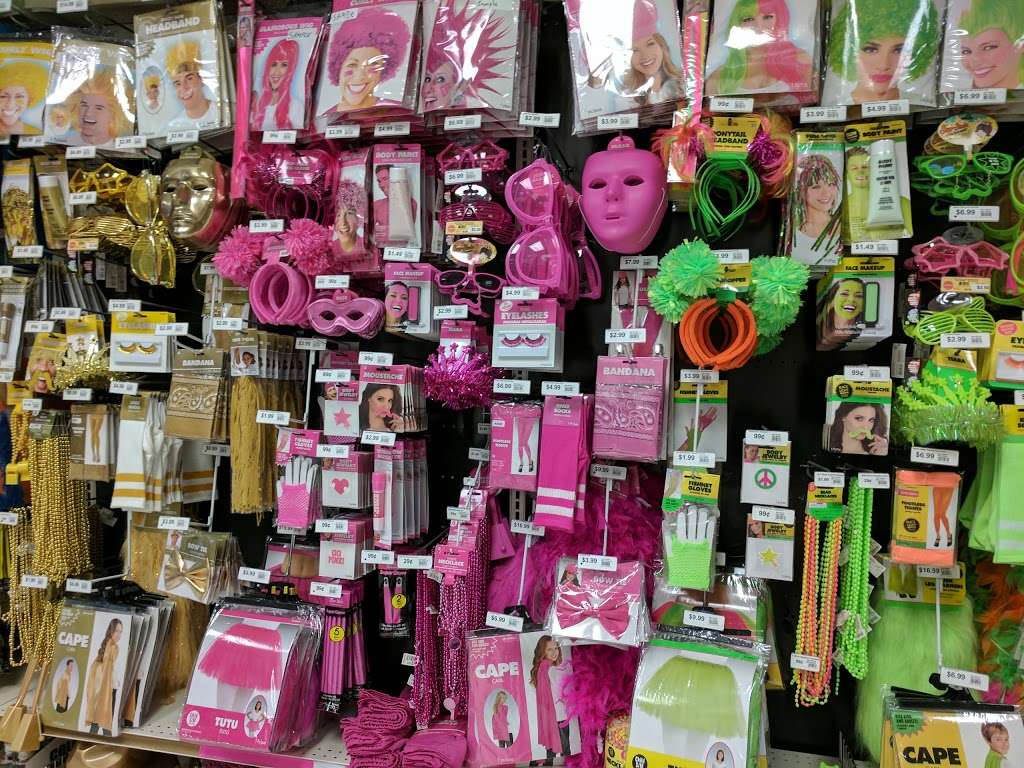 Party City | 7000 Hadley Rd, South Plainfield, NJ 07080, USA | Phone: (908) 412-8000