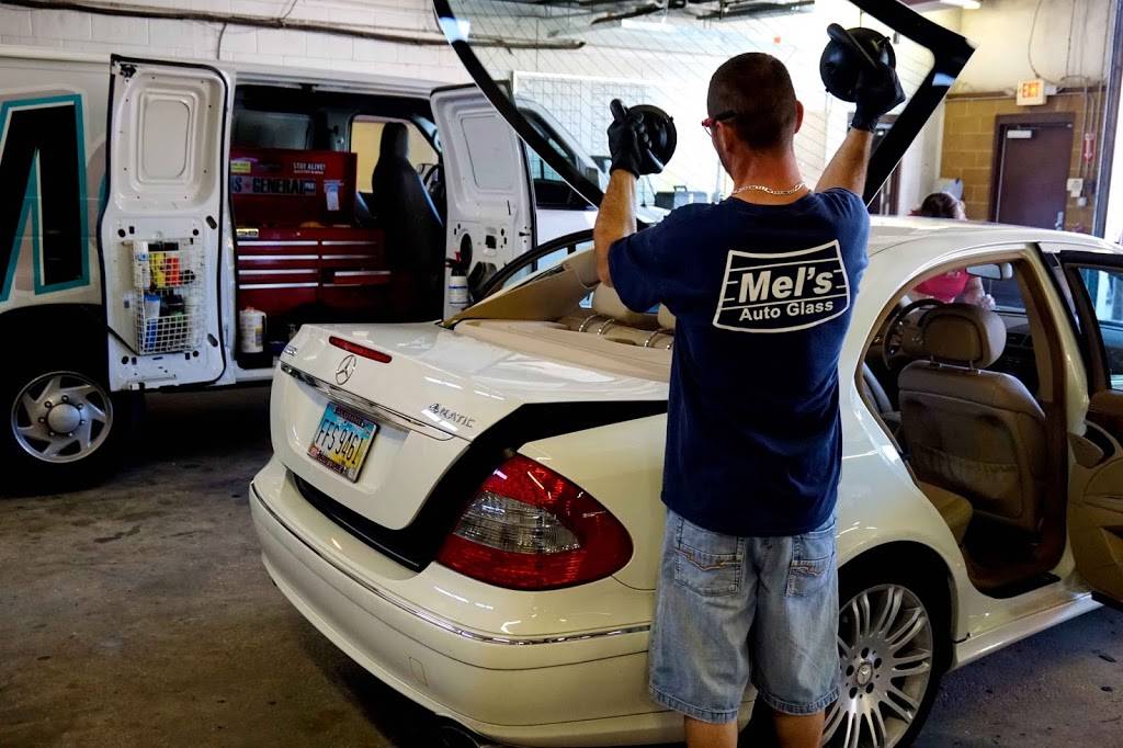 Mels Auto Glass | 11775 Reading Rd, Cincinnati, OH 45241, USA | Phone: (513) 563-7771