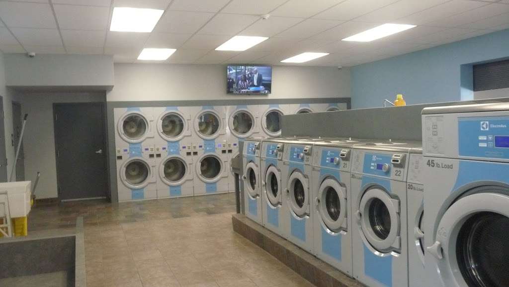 Clean Enterprises Laundromat & Car Wash | 545 Lincoln St, Oxford, PA 19363 | Phone: (610) 467-0433