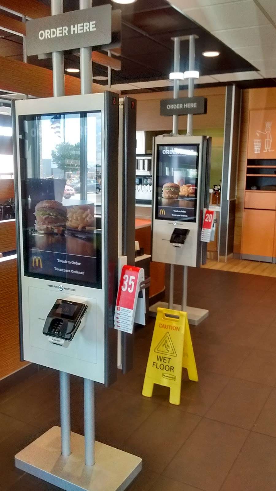 McDonalds | 1244 Geneva St, Delavan, WI 53115, USA | Phone: (262) 728-8101