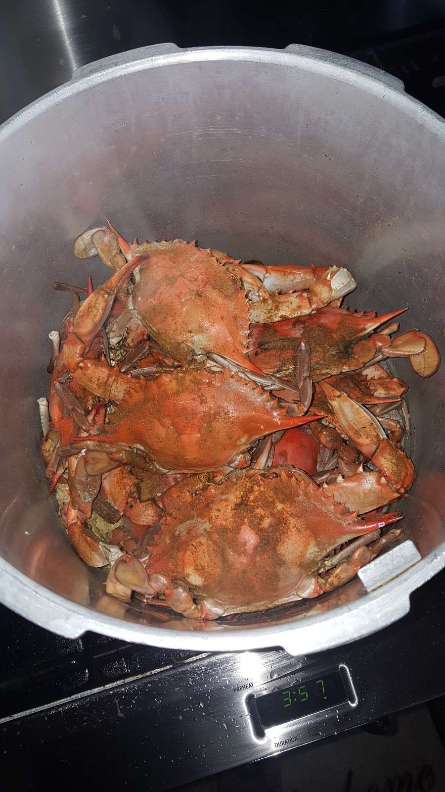 Mels Crabs | 5005 Solomons Island Rd, Huntingtown, MD 20639, USA | Phone: (410) 394-0777