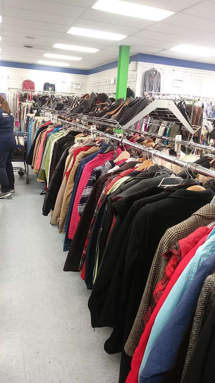 Goodwill Store & Donation Center | 324 E Penn Ave, Robesonia, PA 19551, USA | Phone: (610) 693-6014