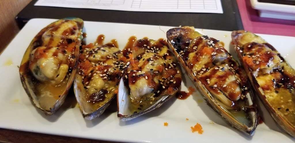 Moonlight Sushi Bar & Grill | 8678 NE Flintlock Rd, Kansas City, MO 64157 | Phone: (816) 407-7878