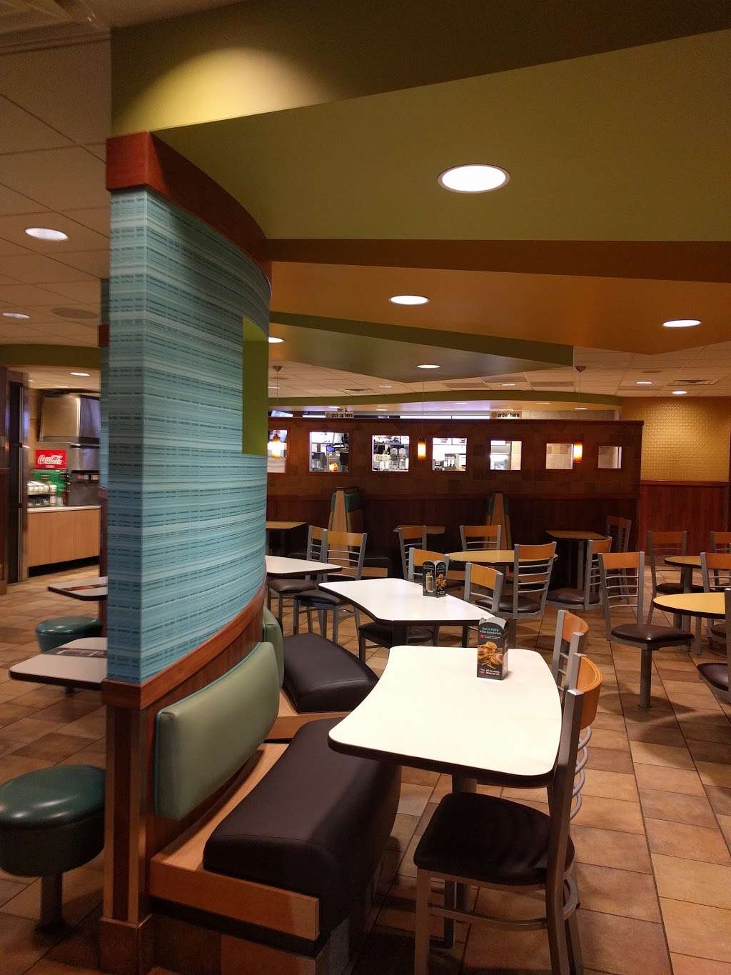 McDonalds | 18881 Laporte Rd, New Buffalo, MI 49117, USA | Phone: (269) 469-1924