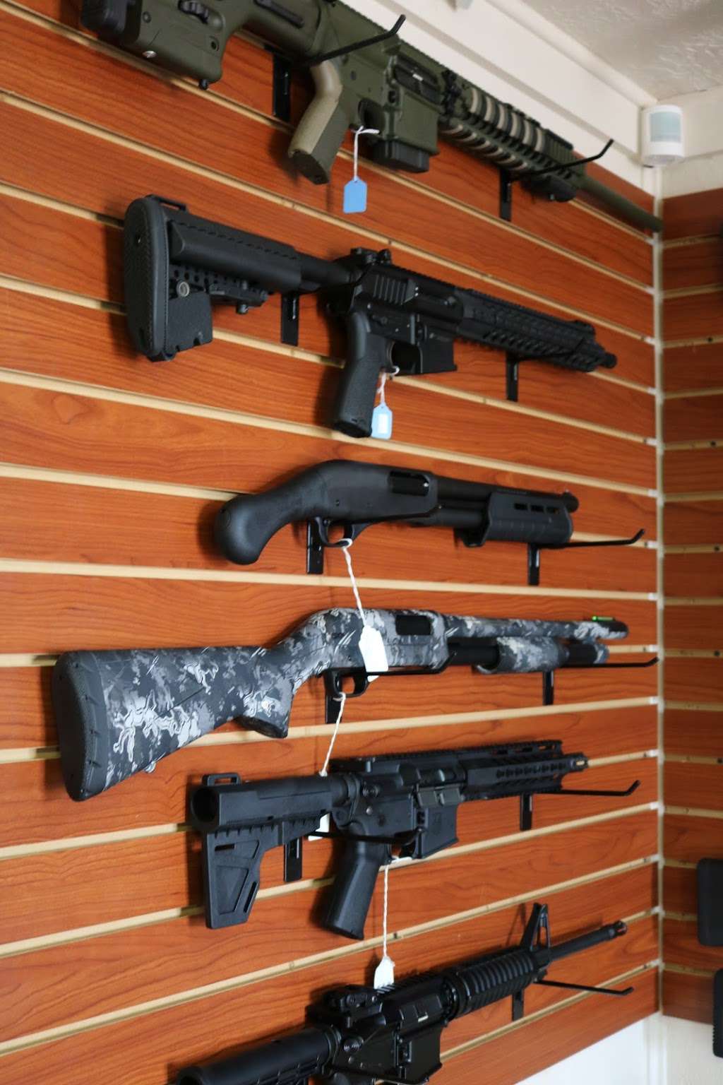 Circle Star Firearms & Outdoors | 1549 TX-90 N, Anderson, TX 77830, USA | Phone: (936) 873-2055