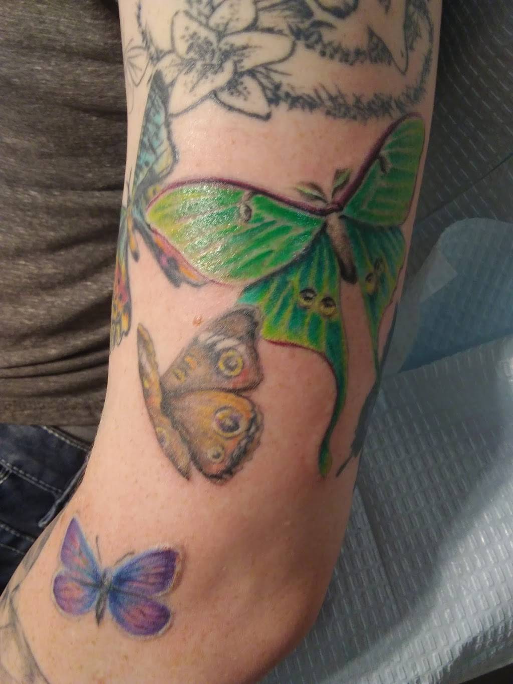 Dollhouse Tattoo and Art Studio | 212 Elm St, Ludlow, KY 41016 | Phone: (859) 640-6758