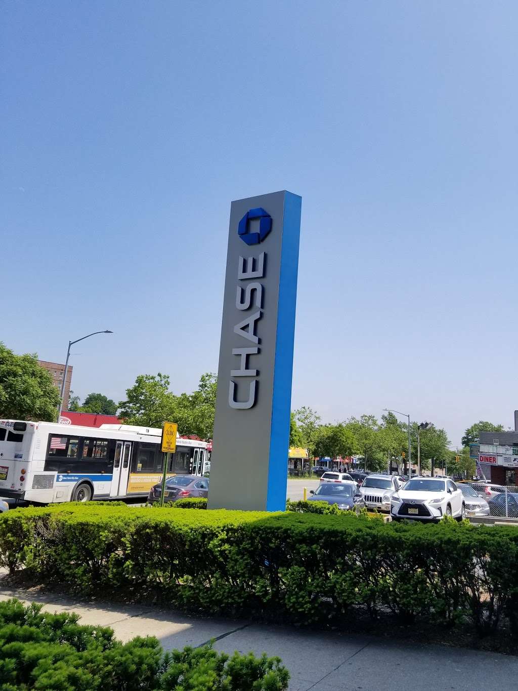 Chase Bank 13802 Queens Blvd, Jamaica, NY 11435