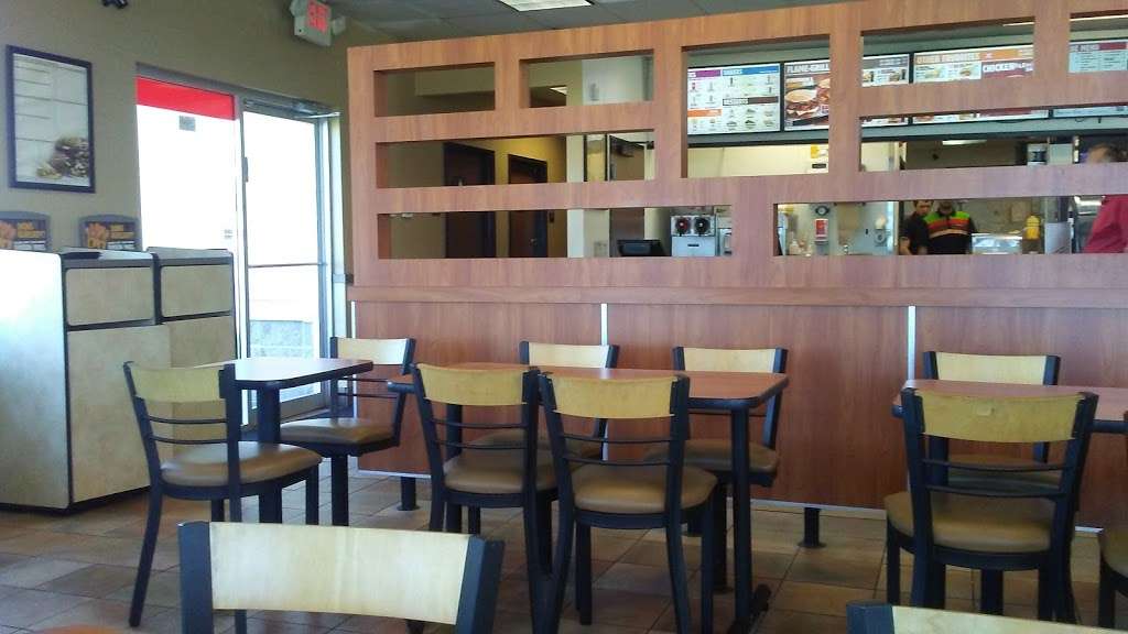 Burger King | 202 S McCleary Rd, Excelsior Springs, MO 64024, USA | Phone: (816) 637-3880