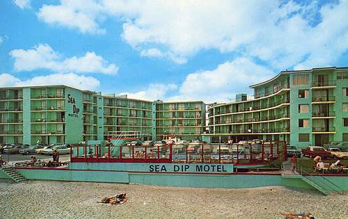 Sea Dip Beach Resort | 1233 S Atlantic Ave, Daytona Beach, FL 32118, USA | Phone: (386) 253-0334