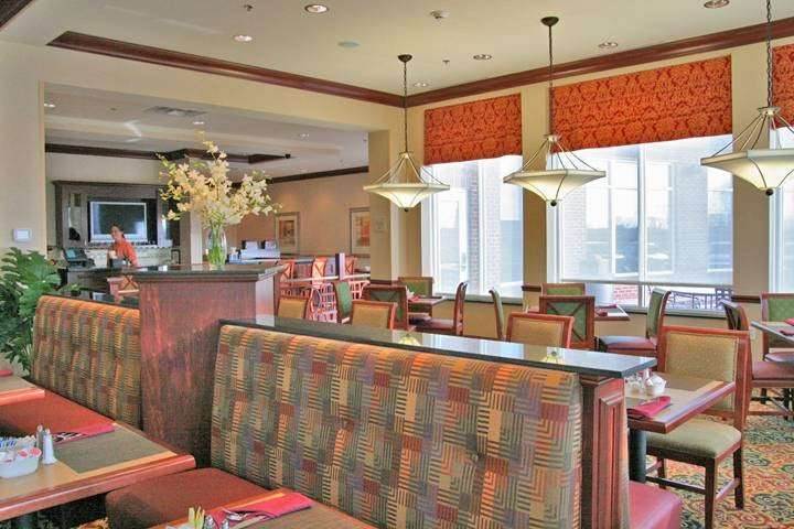 Hilton Garden Inn Indianapolis Airport | 8910 Hatfield Dr, Indianapolis, IN 46241 | Phone: (317) 856-9100