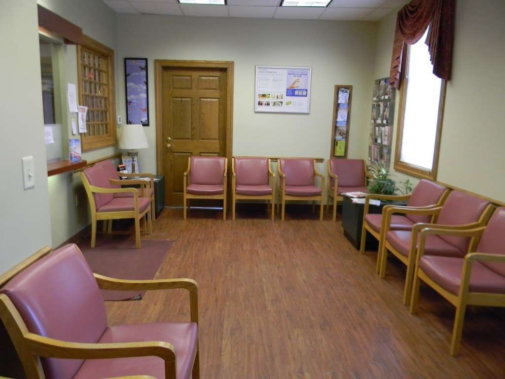 Medical Center & Walk-in Clinic | 11050 Buchanan Trail E, Waynesboro, PA 17268, USA | Phone: (717) 762-1700