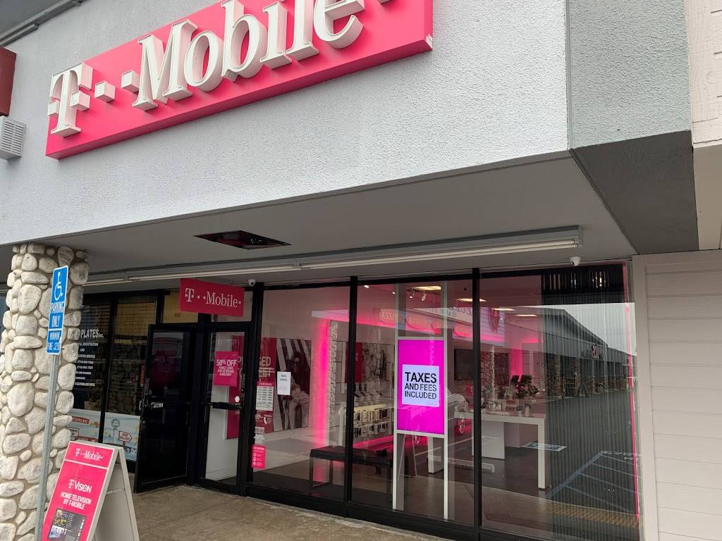 T-Mobile | 9073 Adams Ave, Huntington Beach, CA 92646, USA | Phone: (714) 594-3800