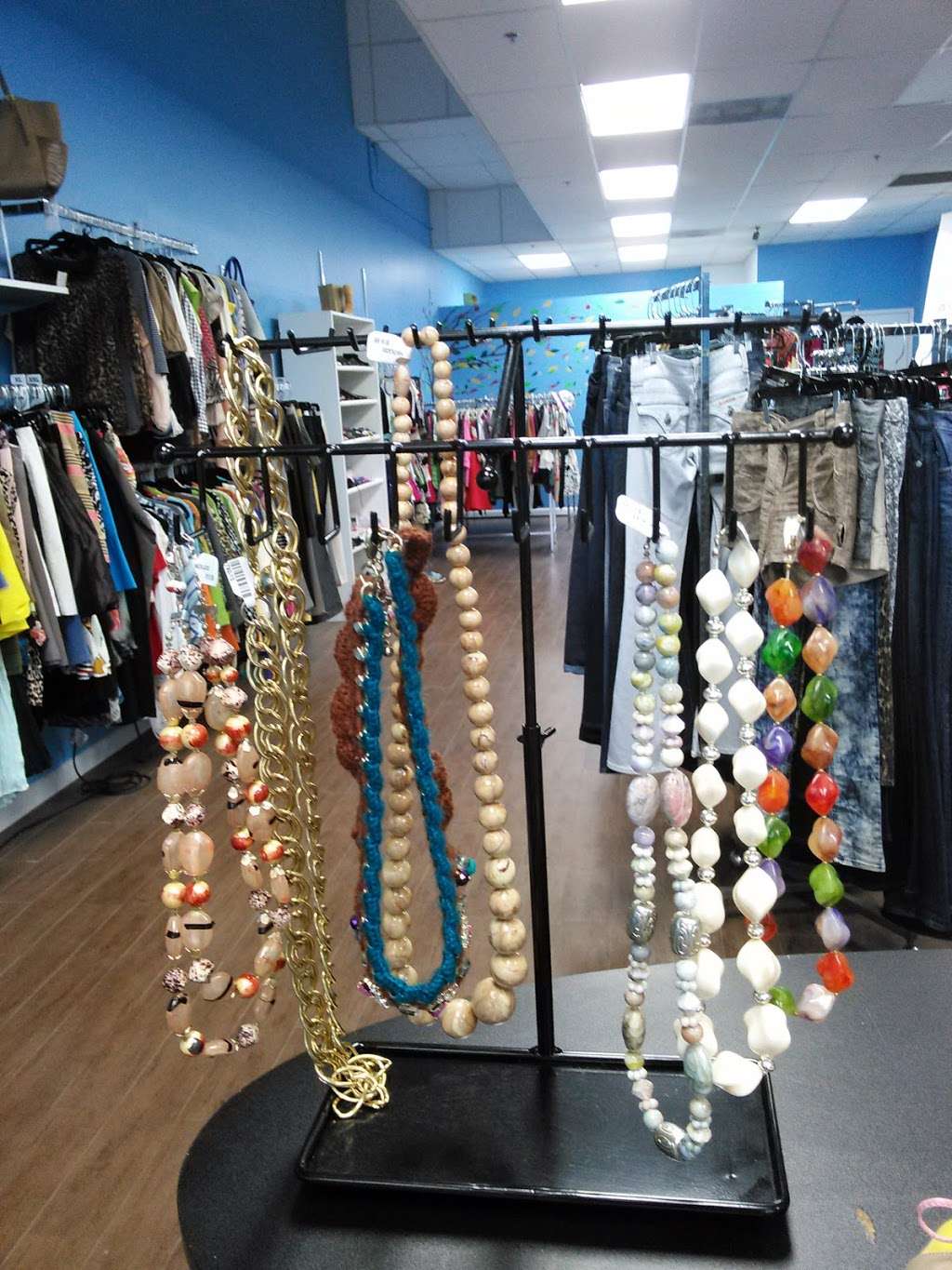 New Digz Consignment | 5724 Crain Hwy, Upper Marlboro, MD 20772 | Phone: (301) 574-8113