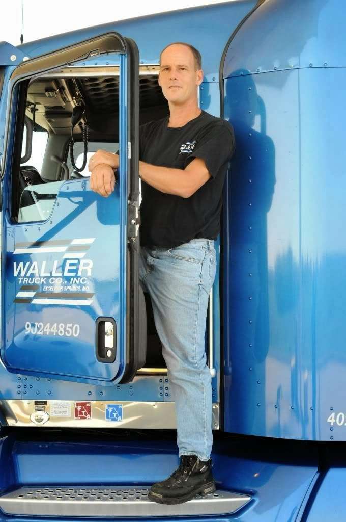 Waller Truck Co, Inc. | 400 S McCleary Rd, Excelsior Springs, MO 64024, USA | Phone: (816) 629-3400