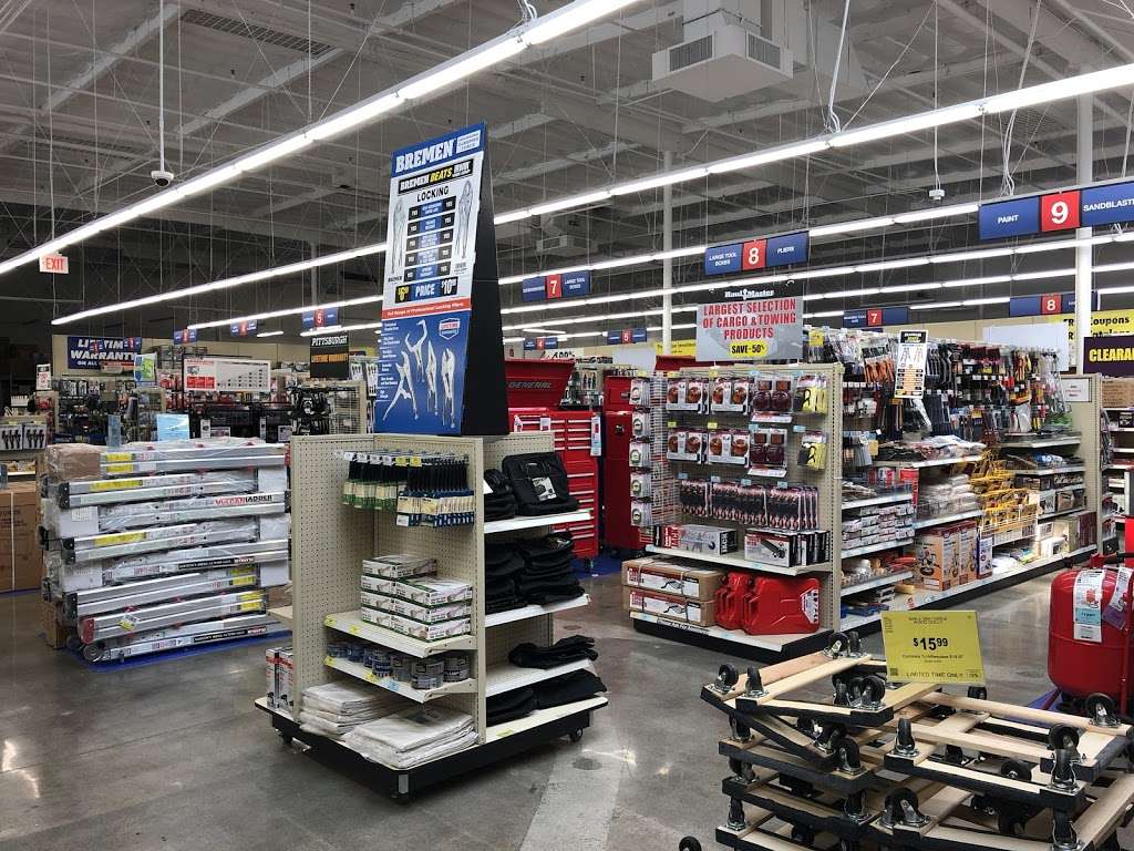 Harbor Freight Tools | 5101 Mowry Ave, Fremont, CA 94538, USA | Phone: (510) 791-3068