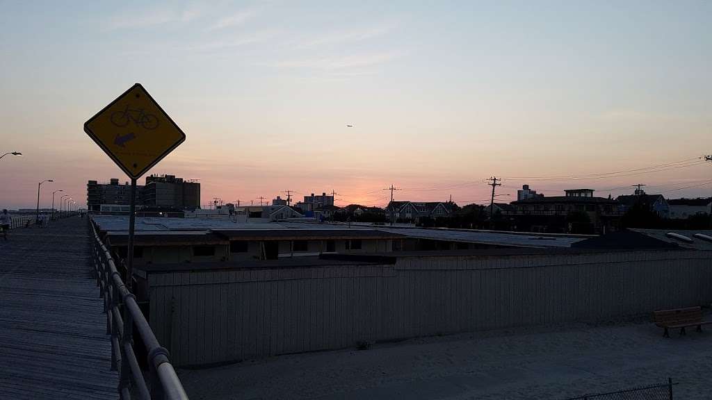 Atlantic Beach boardwalk | Atlantic Beach, NY 11509, USA