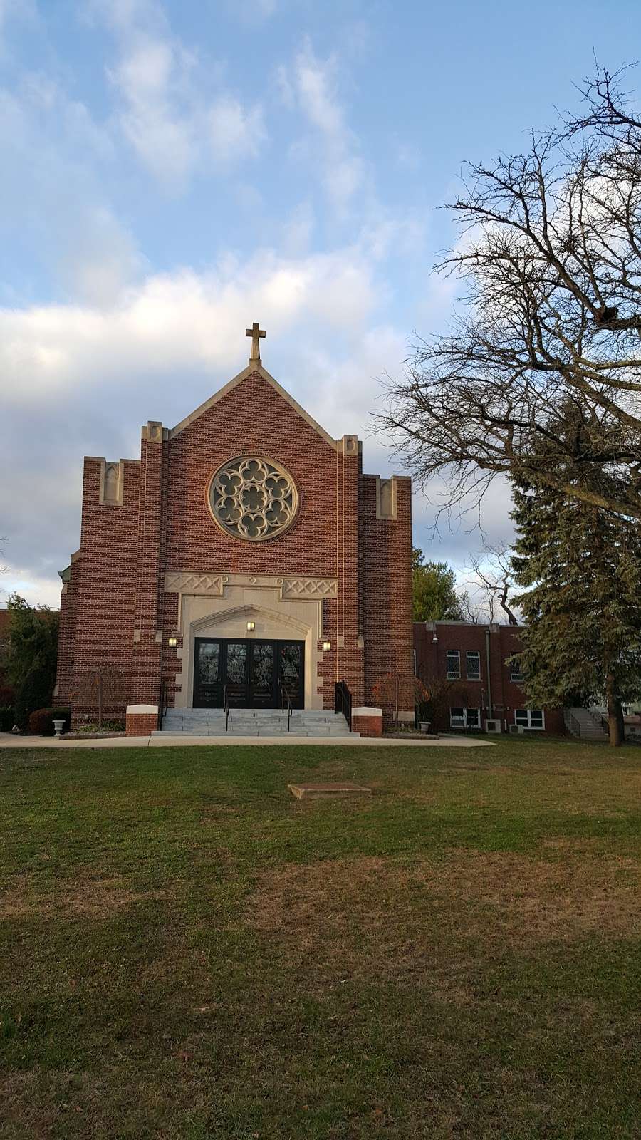 Church of Our Lady of Sorrows | E State St, Hamilton Township, NJ 08619, USA | Phone: (609) 587-4370