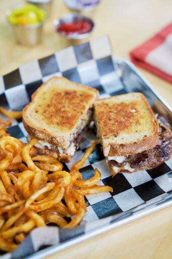 The Terry Melt | 22000 Ford Rd, Dearborn Heights, MI 48127, USA | Phone: (313) 406-2065