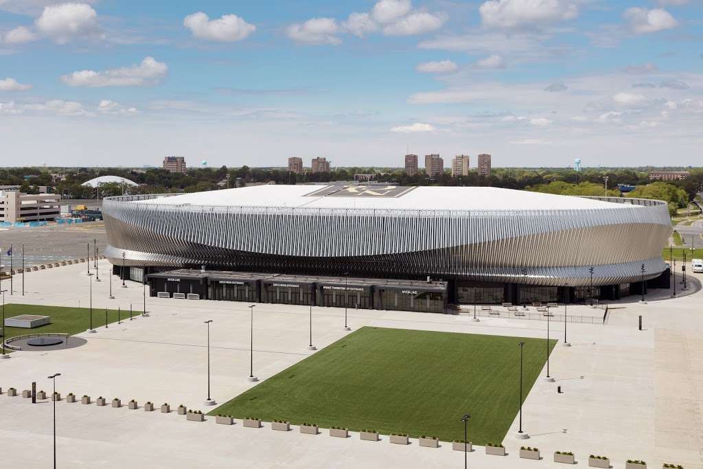 Long Island Marriott | 101 James Doolittle Blvd, Uniondale, NY 11553, USA | Phone: (516) 794-3800