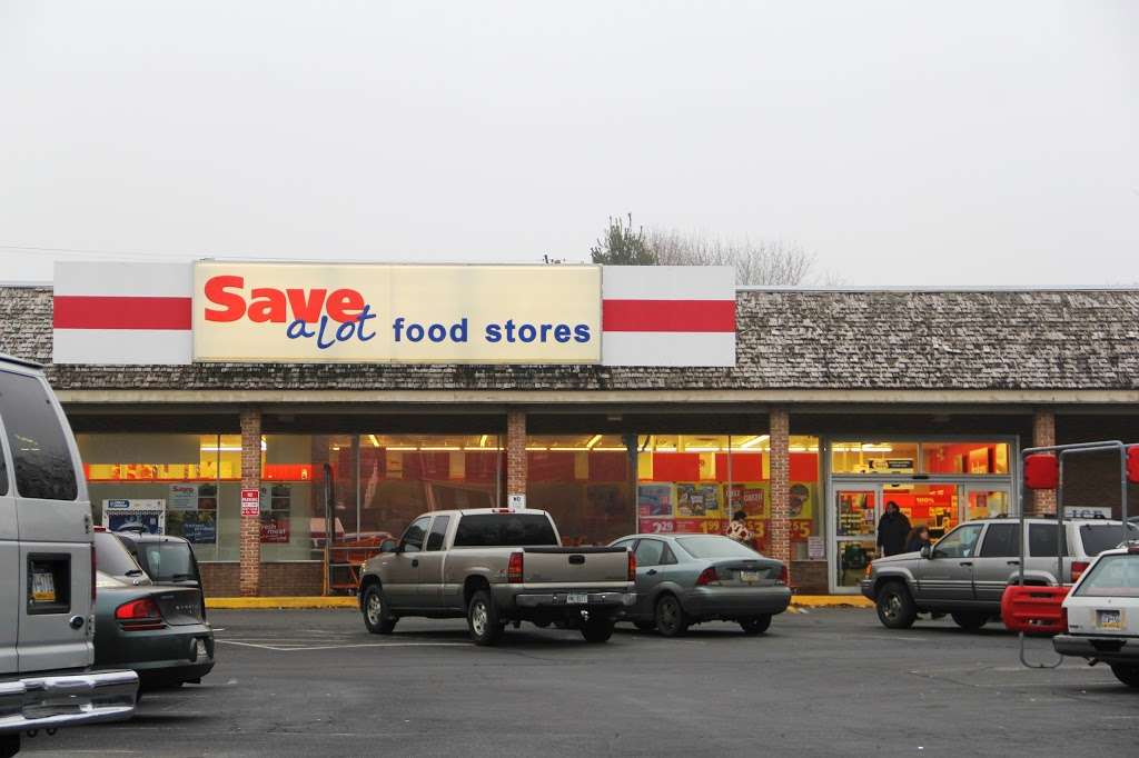 Save A Lot | 712 S Potomac St, Waynesboro, PA 17268, USA | Phone: (717) 749-3898