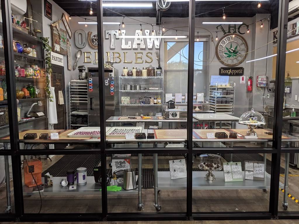 Fire Leaf - Marijuana & Cannabis Dispensary in Stockyards OKC | 2501 SW 15th St, Oklahoma City, OK 73108, USA | Phone: (405) 232-7877