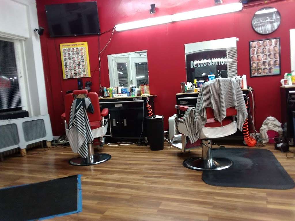 De Los Santos Barber Shop | 501 N 10th St, Allentown, PA 18102 | Phone: (484) 274-6601