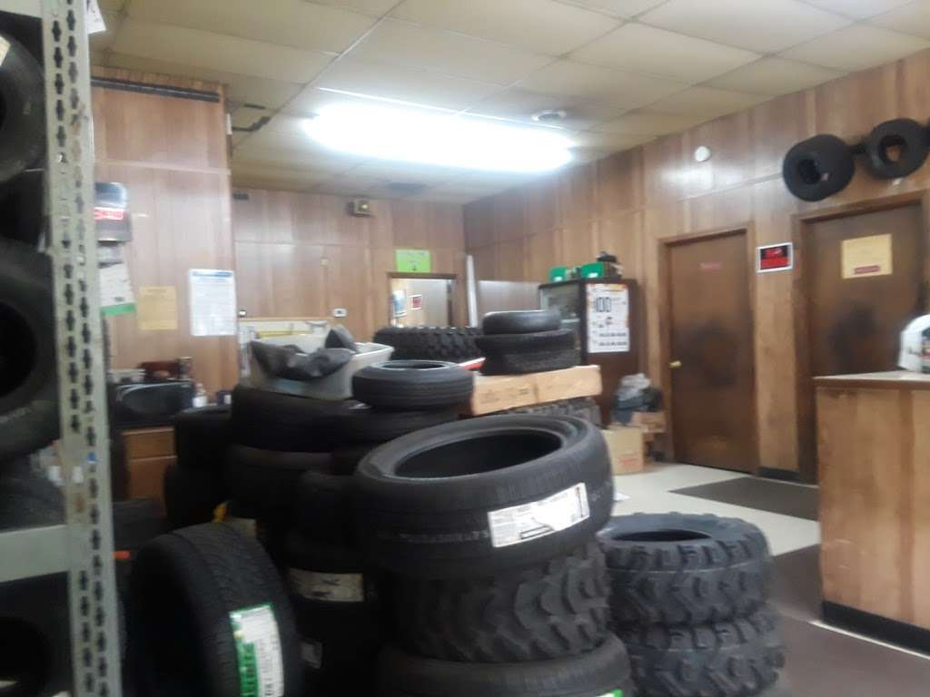 Lands Tire Center | 2548 Dawson Dr, Chester, SC 29706, USA | Phone: (803) 377-3198