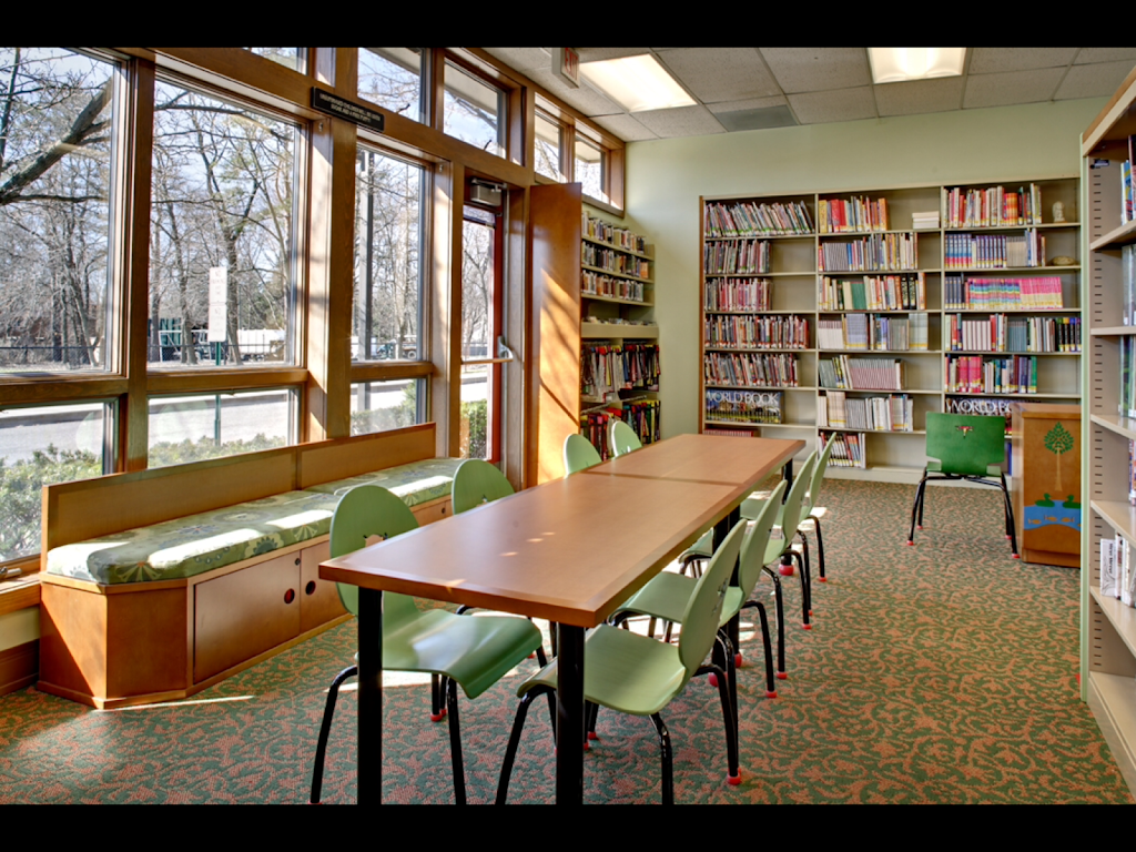 River Vale Public Library | 412 Rivervale Rd, River Vale, NJ 07675, USA | Phone: (201) 391-2323