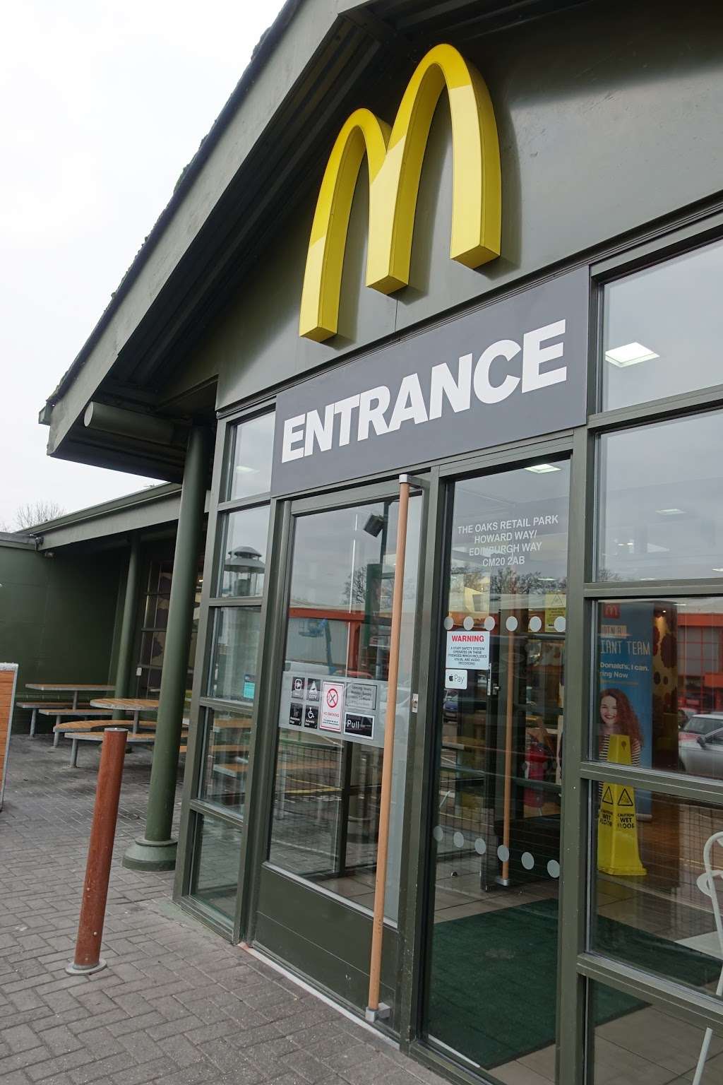 McDonalds | THE OAKS RETAIL PARK, Howard Way, Harlow CM20 2AB, UK | Phone: 01279 635060