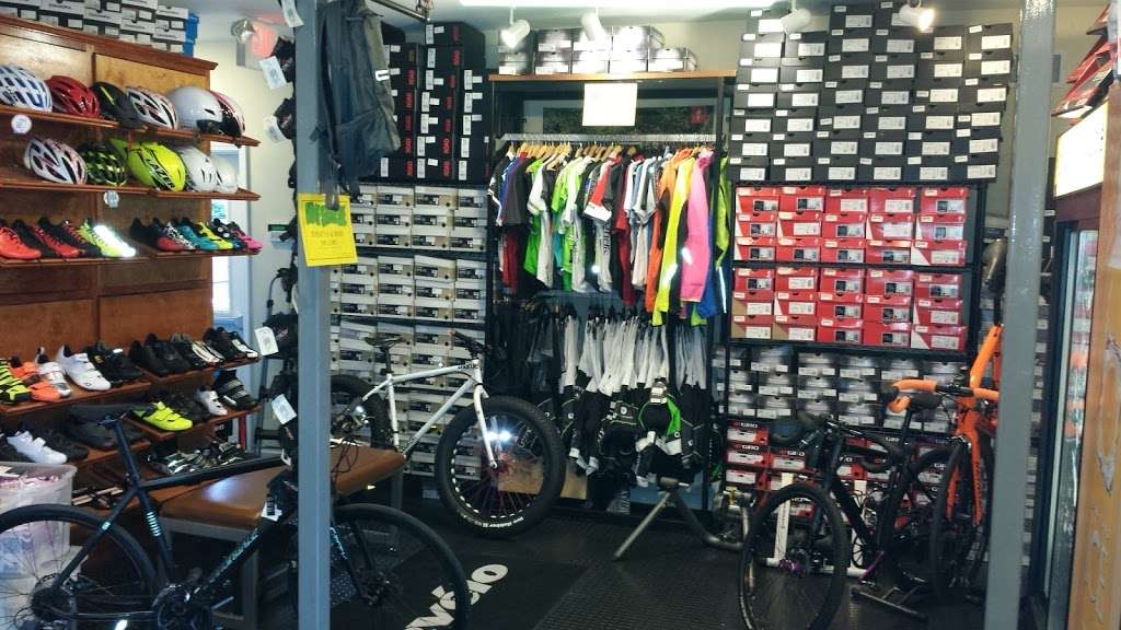 Strictly Bicycles | 2347 Hudson Terrace, Fort Lee, NJ 07024, USA | Phone: (201) 944-7074