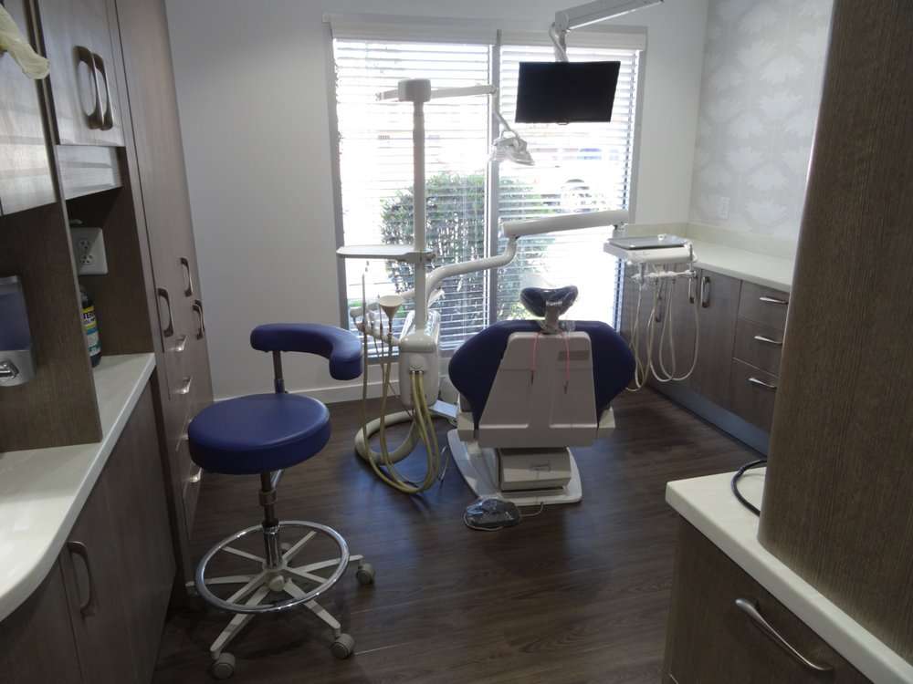 Quality Dentistry Downey | 10558 Paramount Blvd, Downey, CA 90241, USA | Phone: (562) 869-2091