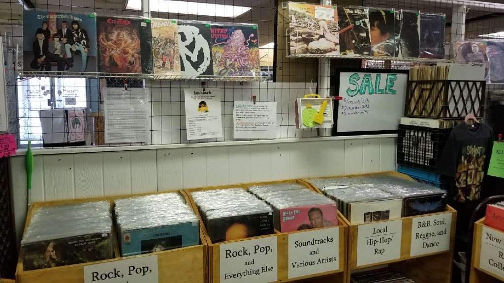 Ramm On Records | 2401 North Point Boulevard, Inside the North Point Plaza Flea Market, Baltimore, MD 21222, USA | Phone: (443) 586-5021