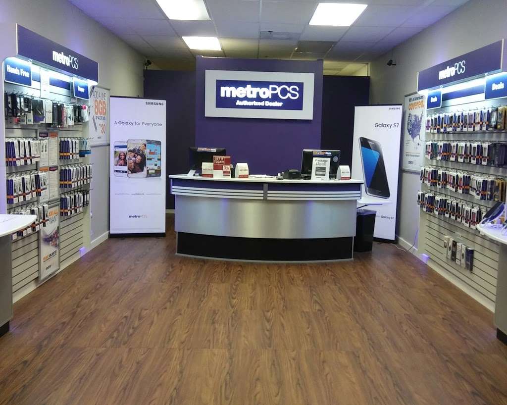 Metro by T-Mobile | 6574 S Kanner Hwy, Stuart, FL 34997, USA | Phone: (772) 287-9660