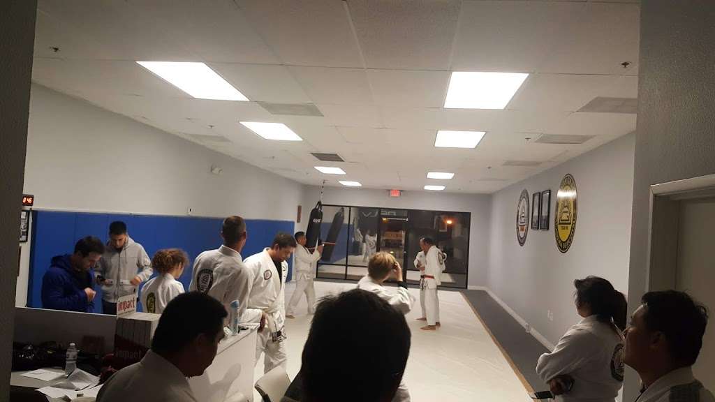 Relson Gracie Jiu Jitsu Team HK Las Vegas | 693 N Valle Verde Dr #7, Henderson, NV 89014 | Phone: (808) 222-2939