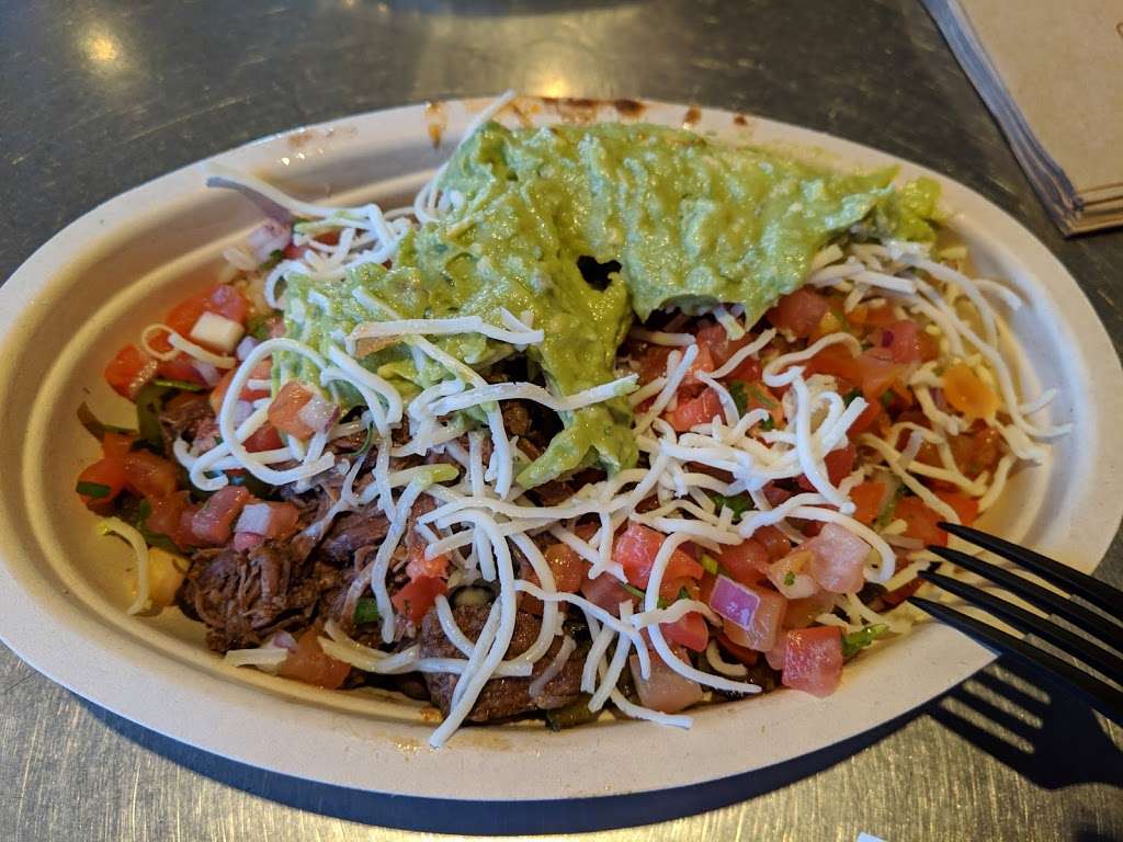 Chipotle Mexican Grill | 5602 Dennis McCarthy Dr Ste B, Lebec, CA 93243 | Phone: (661) 858-2335