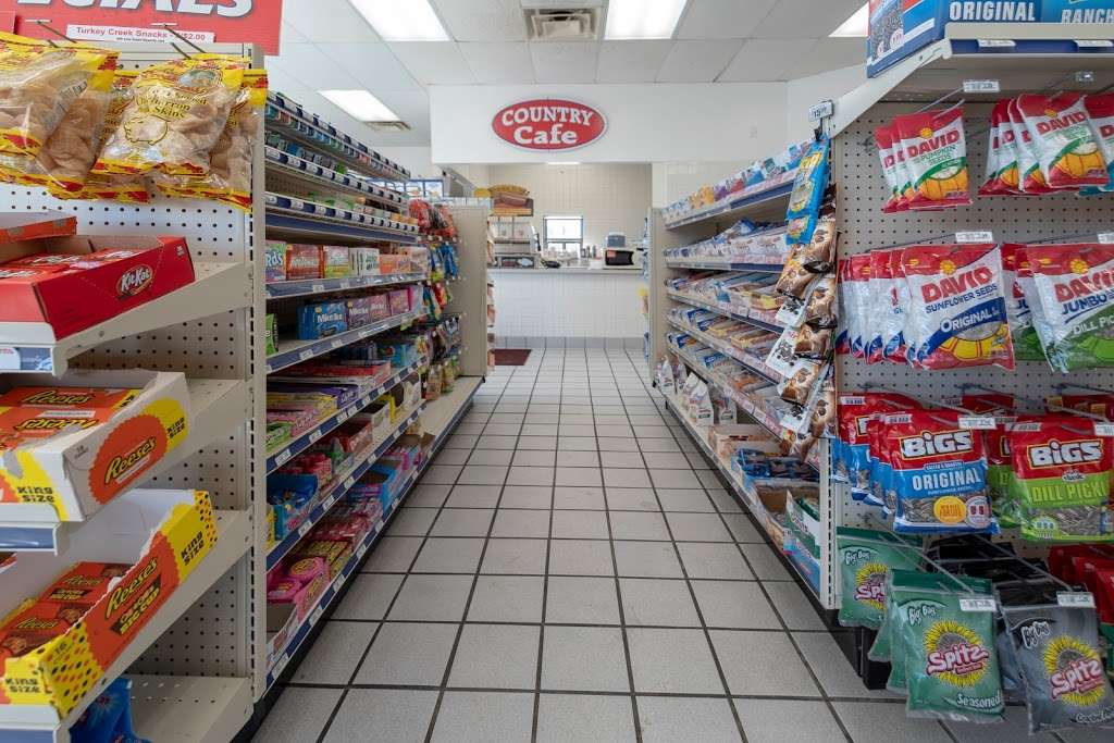 Trex Mart #4 | 211 Roseport Rd, Elwood, KS 66024, USA | Phone: (913) 365-5622