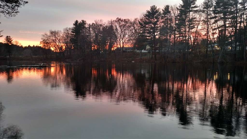 Russell Mill Pond and Town Forest | 105 Mill Rd, Chelmsford, MA 01824, USA