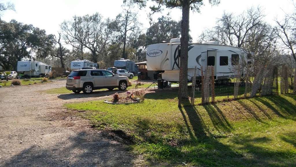 River City RV Home Rentals | 121 CR 814, Brazoria, TX 77422 | Phone: (850) 843-1249