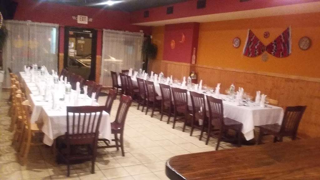 El Mirador | 124 1st St, Elizabeth, NJ 07206 | Phone: (908) 576-7231