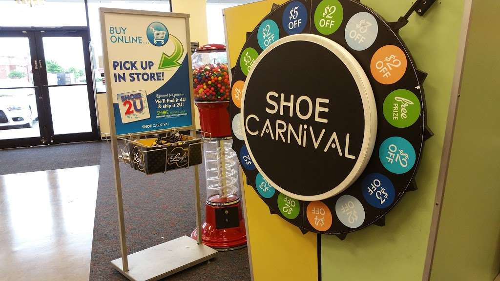 Shoe Carnival, 13244 Northwest Fwy 