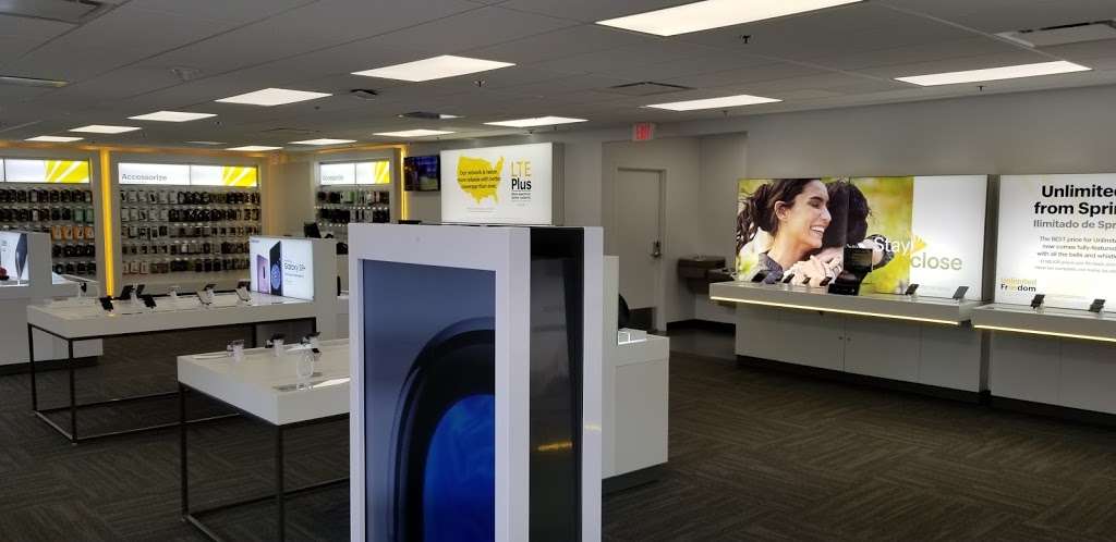 Sprint Store | 300 M St SE Spc A, Washington, DC 20003, USA | Phone: (202) 350-4654