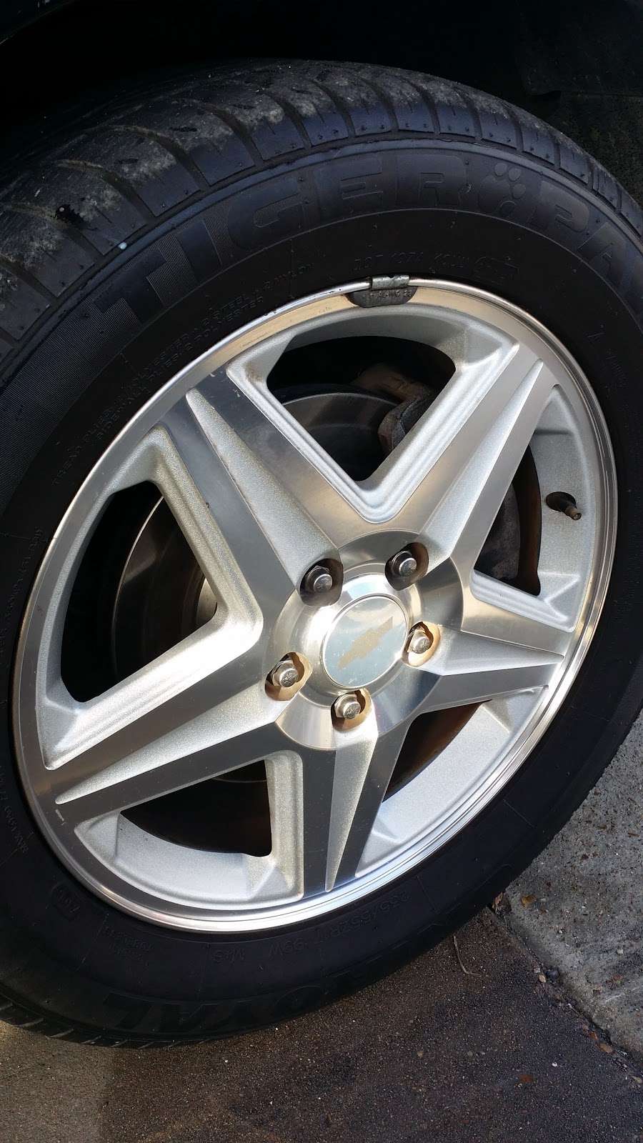 NJS Auto Sales & Mr.$35 Tire Shop | 11100 Cullen Blvd, Houston, TX 77047, USA | Phone: (832) 993-9062