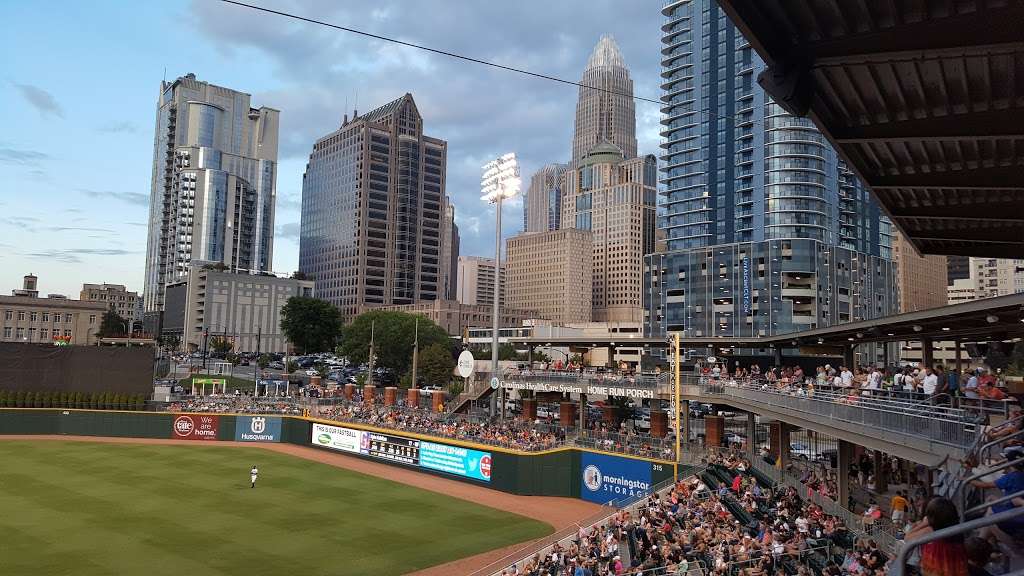 Mint Street Parking Deck | 410 S Mint St, Charlotte, NC 28202, USA | Phone: (704) 382-9503