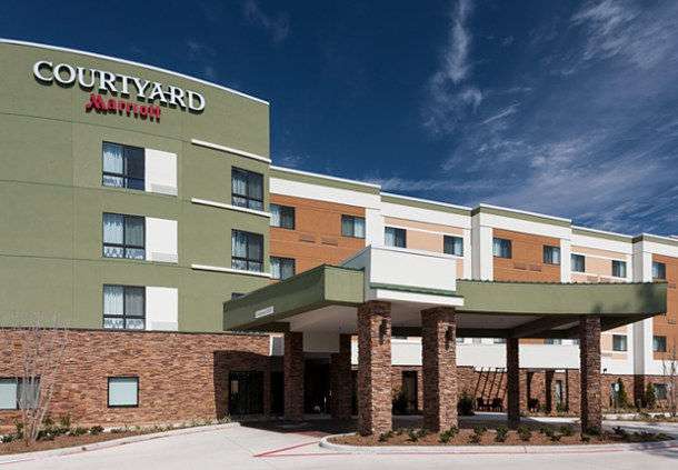 Courtyard by Marriott Houston North/Shenandoah | 19255 David Memorial Dr, Shenandoah, TX 77385 | Phone: (936) 273-6600